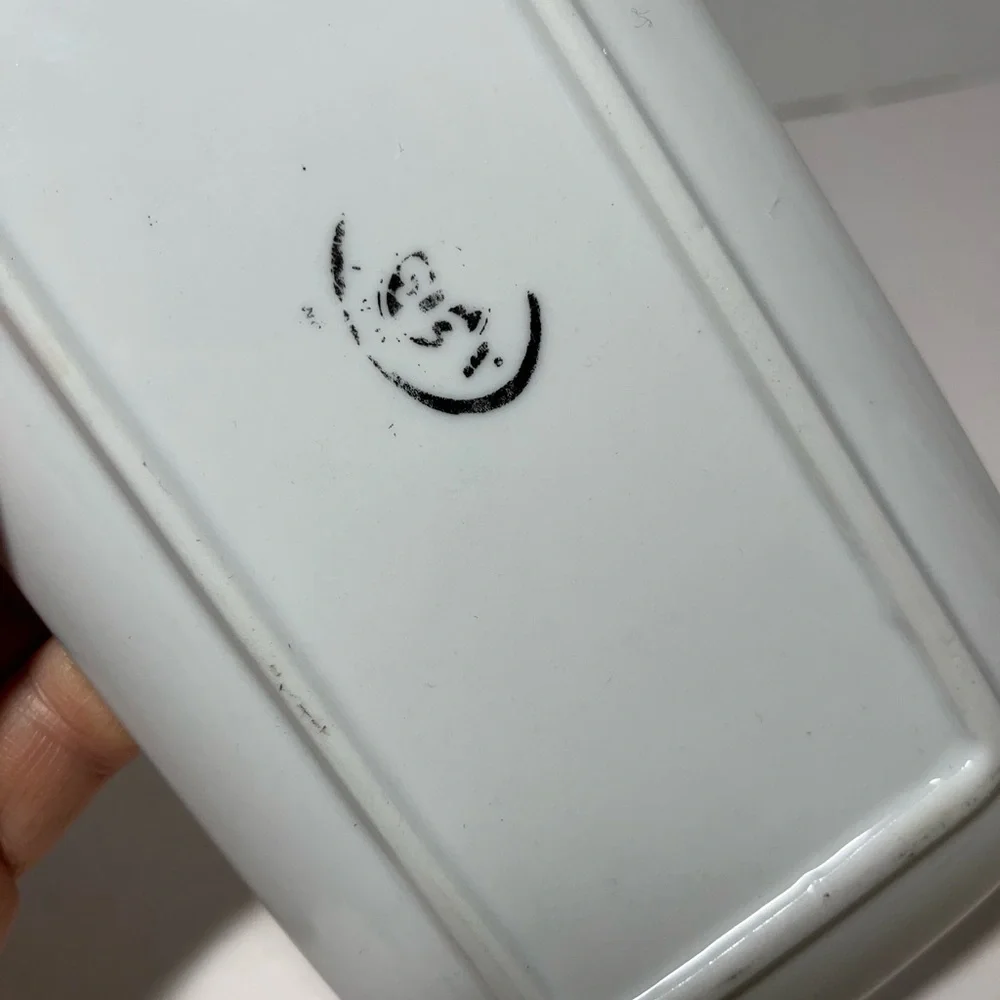 Butter Dish with lid